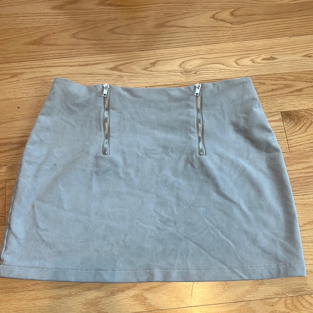 GOOD CONDITION grey double zipper Forever 21 skirt